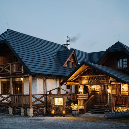 Gazdovsky Dvor B&B S Mini Wellness Bešeňová エクステリア 写真