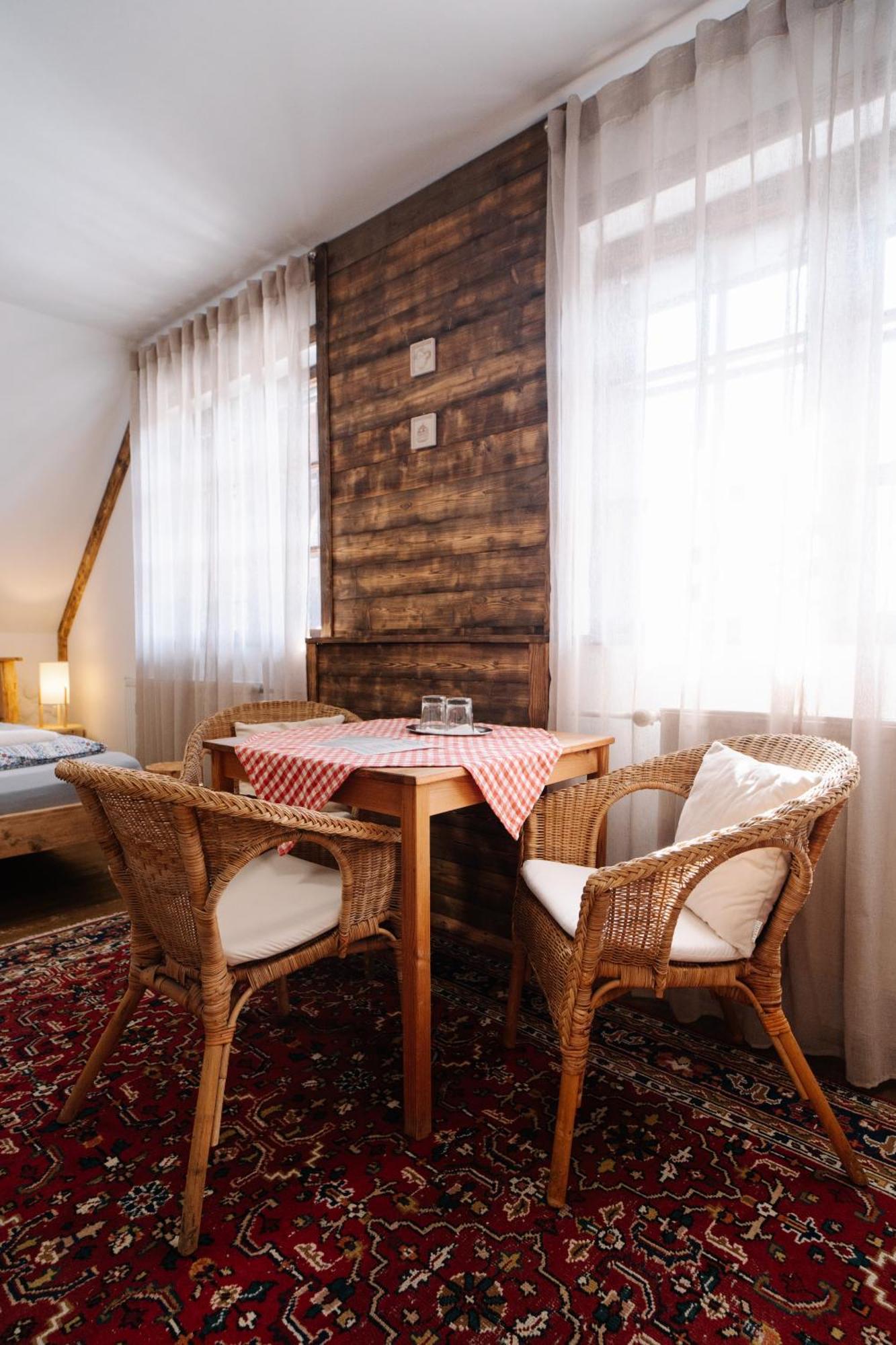 Gazdovsky Dvor B&B S Mini Wellness Bešeňová エクステリア 写真