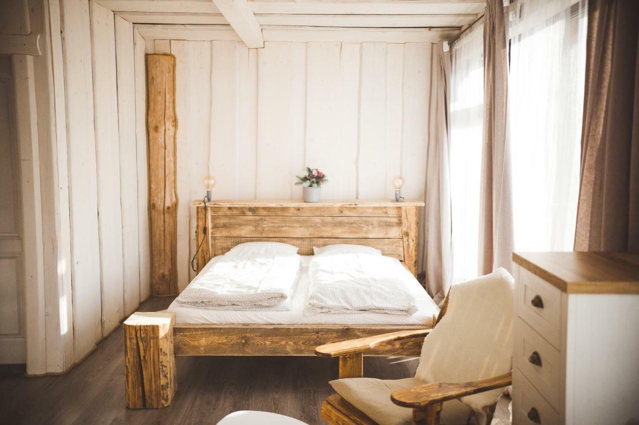 Gazdovsky Dvor B&B S Mini Wellness Bešeňová エクステリア 写真
